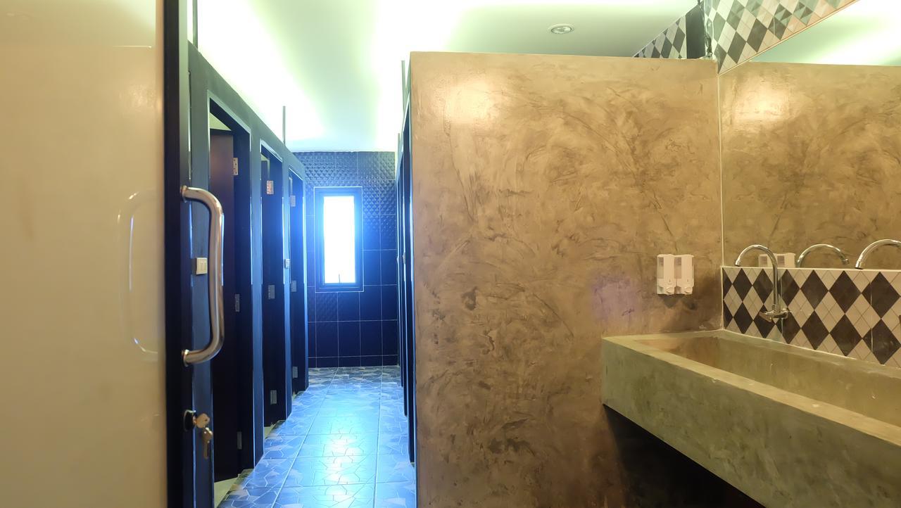 Airport Hostel Phuket Nai Yang Beach Екстериор снимка