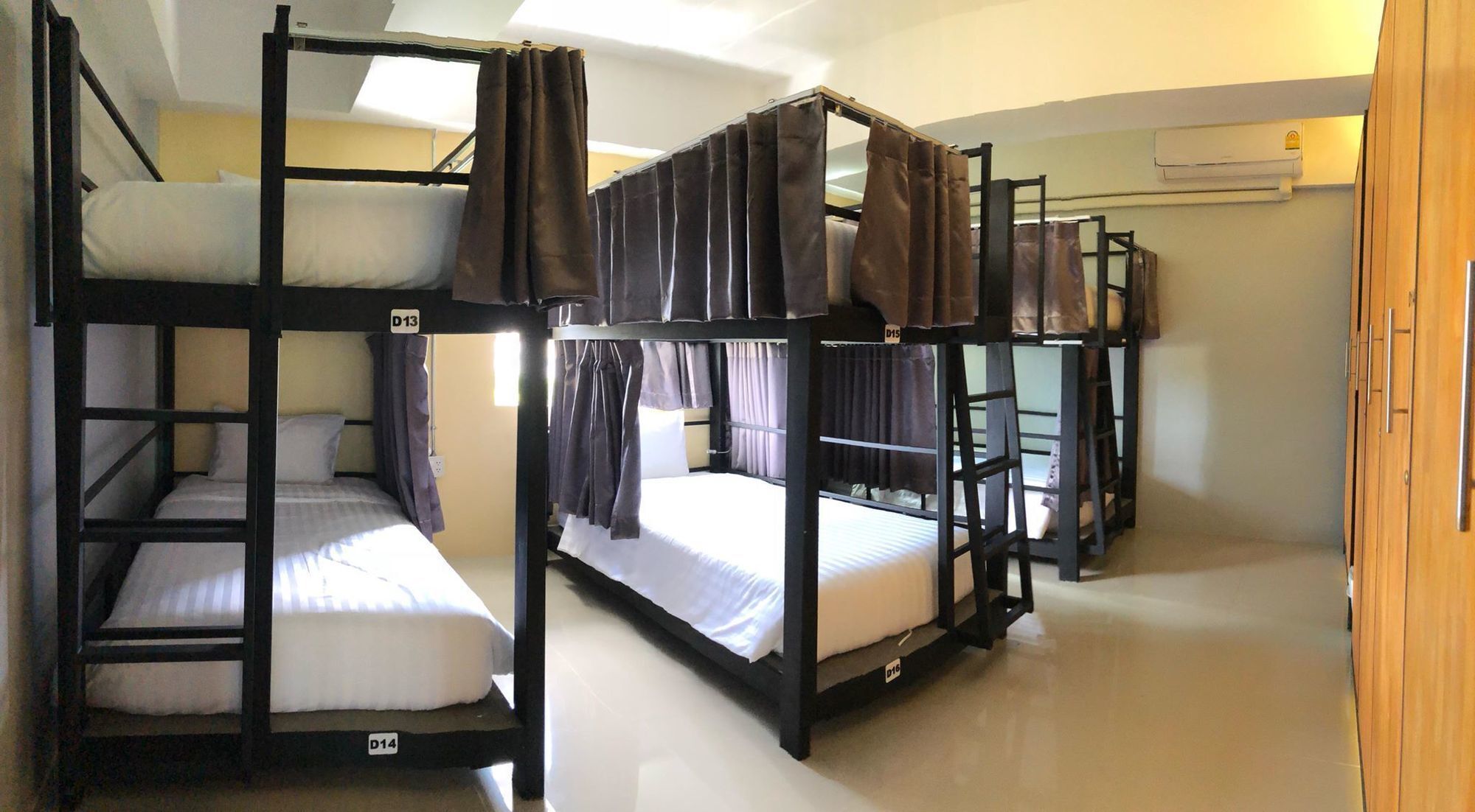 Airport Hostel Phuket Nai Yang Beach Екстериор снимка